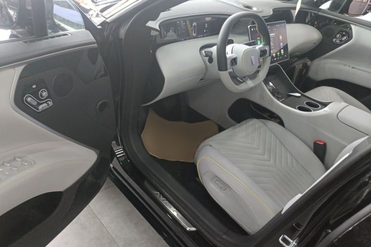 Used Avatr 11 2025 Year Updated Max Extended-Range Version Driver Seat