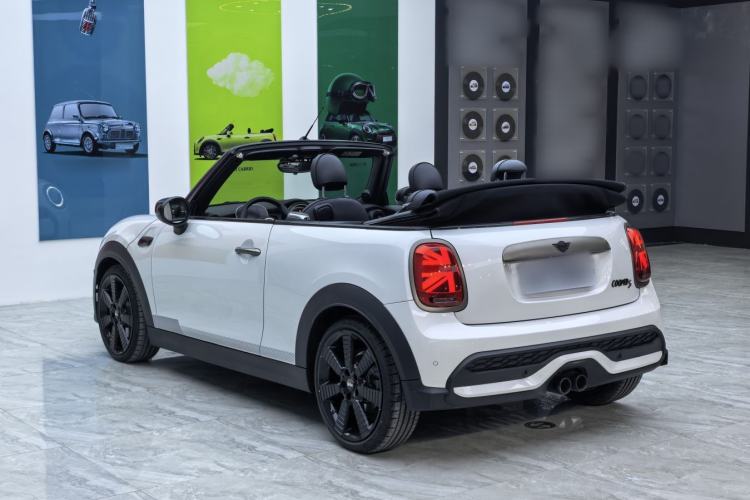 Used MINI MINI 2023 2.0T COOPER S CABRIO King's Cross Special Edition