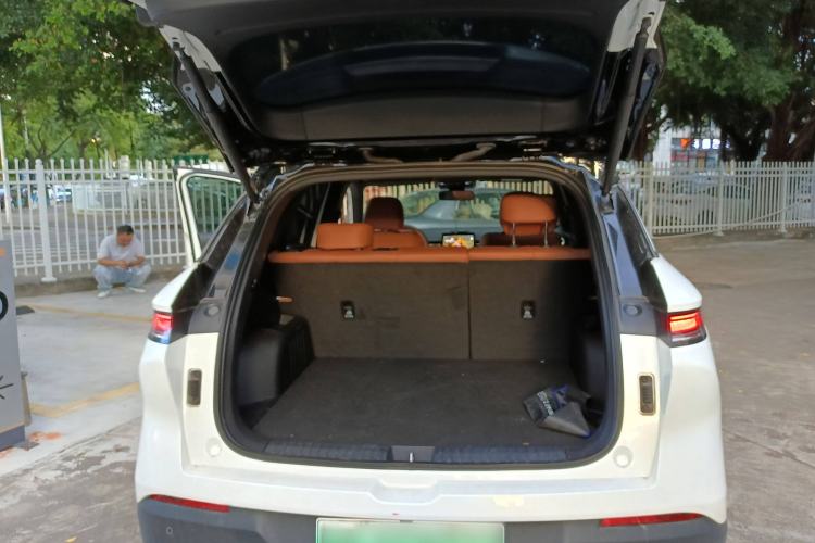 Used Bestune Yueyi 07 2025 210km Joyful Edition
