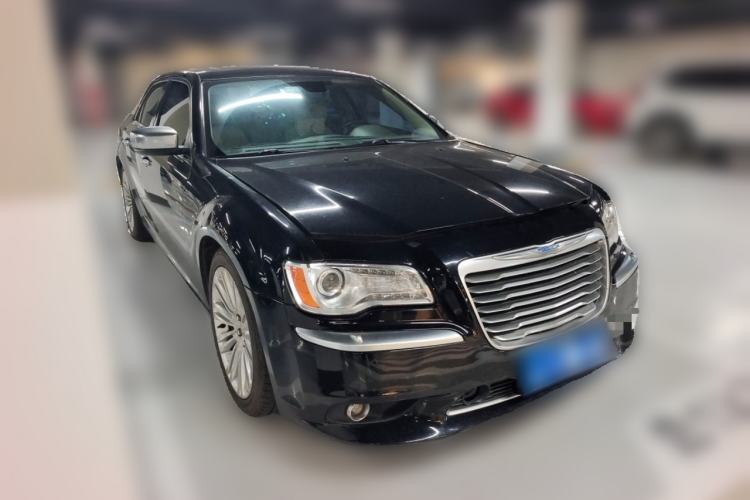 Used Chrysler 300C 2012 3.6L Luxury Edition