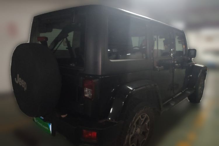 Used Jeep Wrangler 2015 3.0L Sahara Four-Door Edition
