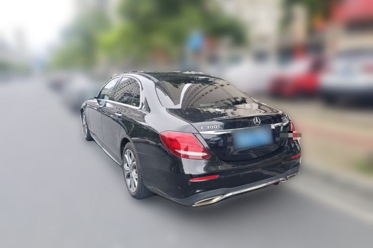 Used Mercedes-Benz E-Class 2019 Restyled E 300 L Sporty and Stylish Edition
