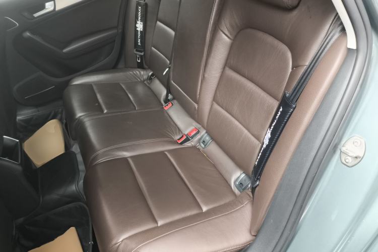 Used Audi A4L 2012 2.0 TFSI automatic standard version