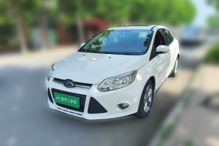 Used Ford Focus 2012 Sedan 1.6L Manual Fashion Edition