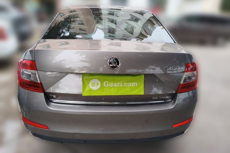 Used Skoda Octavia 2015 1.4TSI DSG Yijun Edition
