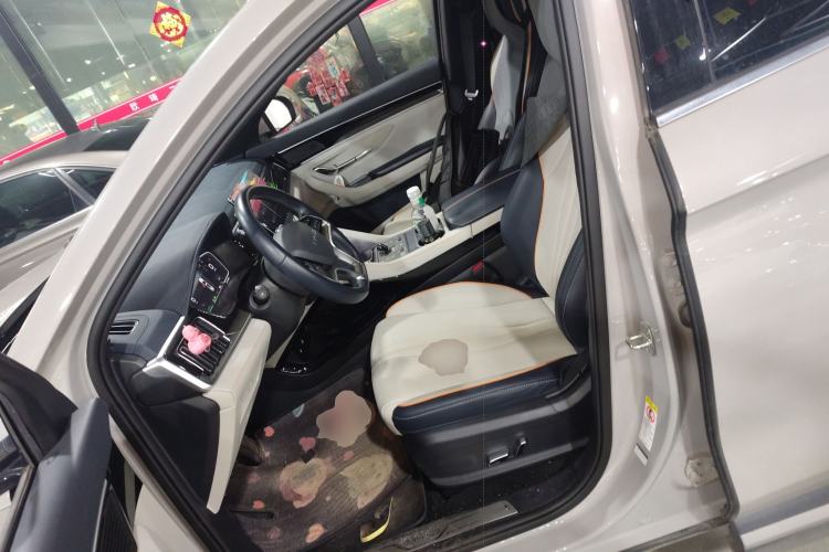 Used BYD Song PLUS New Energy 2023 Champion Edition EV 520KM Flagship Model