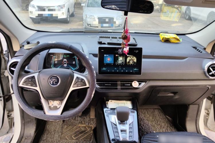 Used BYD Yuan New Energy 2019 EV535 Smart Connect Trendsetting Model