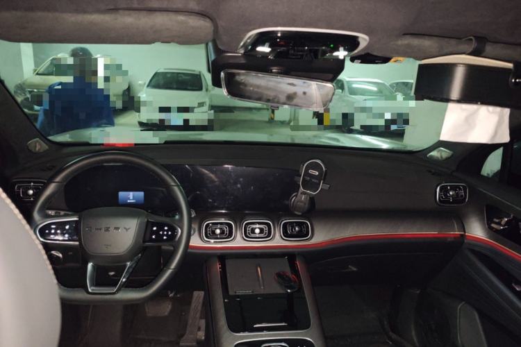 Used Chery Tiggo 9 2025 2.0T Dual-Clutch Two-Wheel Drive Luxury Edition 5 Seats