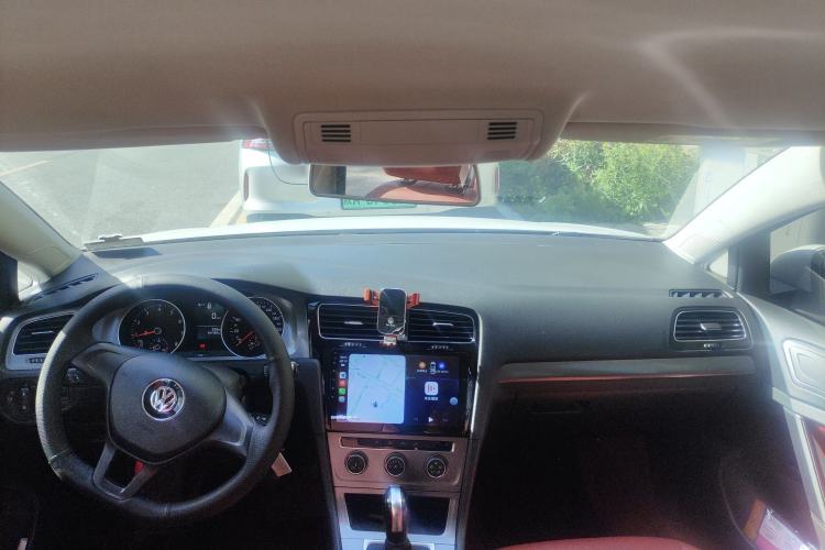 Used Volkswagen Golf 2015 1.6L Automatic Fashion Model