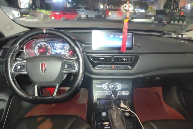 Used Hongqi H5 2019 30TD Dynamic Edition Center Console