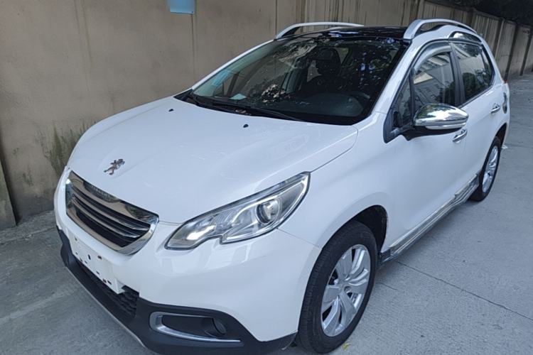 Peugeot 2008 2014 1.6L Automatic Fashion Edition d’occasion