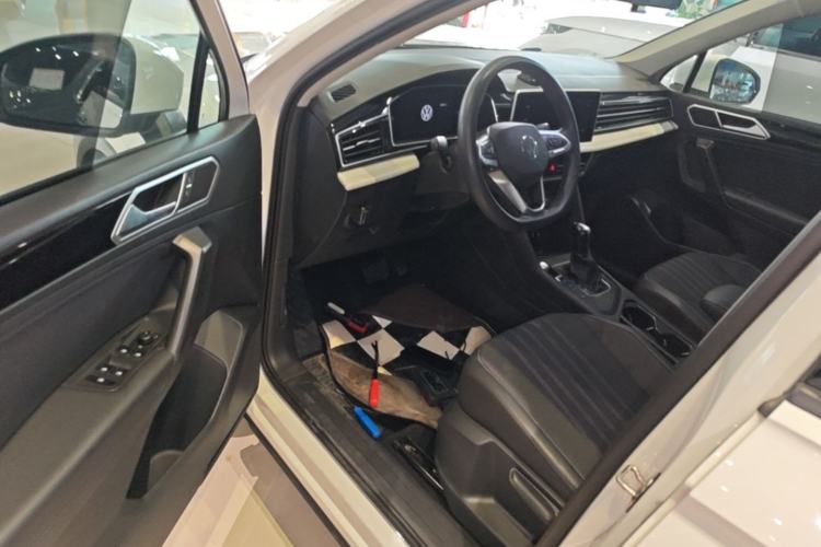 Used Volkswagen Tiguan L 2022 330TSI Automatic Two-Wheel Drive Comfort Edition Driver Seat