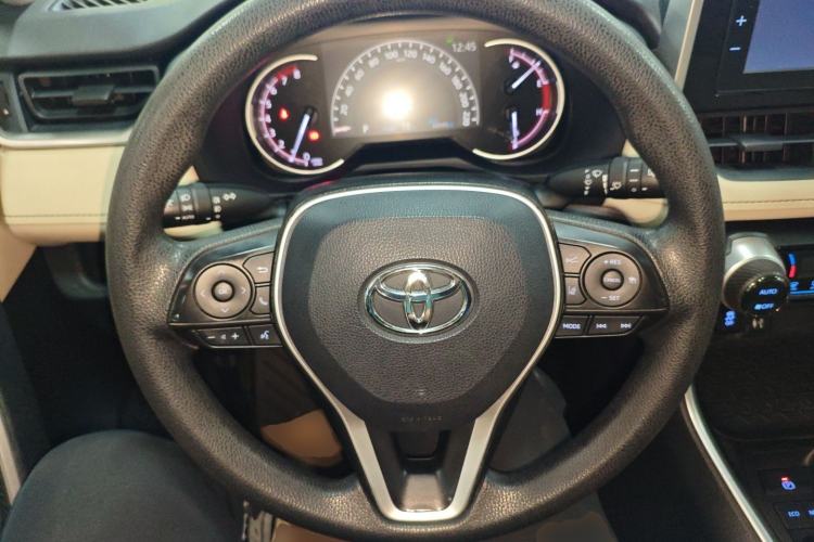 Used Toyota RAV4 2020 2.0L CVT Two-Wheel Drive Fashion Edition