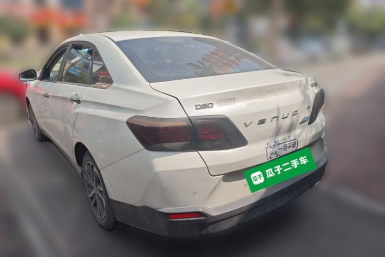 Used Venucia D60 2019 1.6L XL CVT Smart Connect Elite Edition