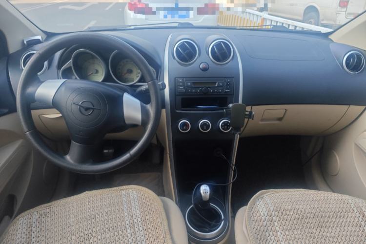 Used Haima Qubit 2013 1.3L Manual Cool Edition
