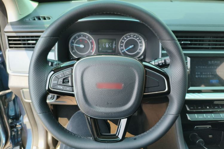 Used Sinotruk VGV U70 2020 1.5T Manual Elite Edition 7-Seater Steering Wheel