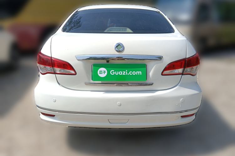 Used Dongfeng Junfeng E11K 2019 Standard Model
