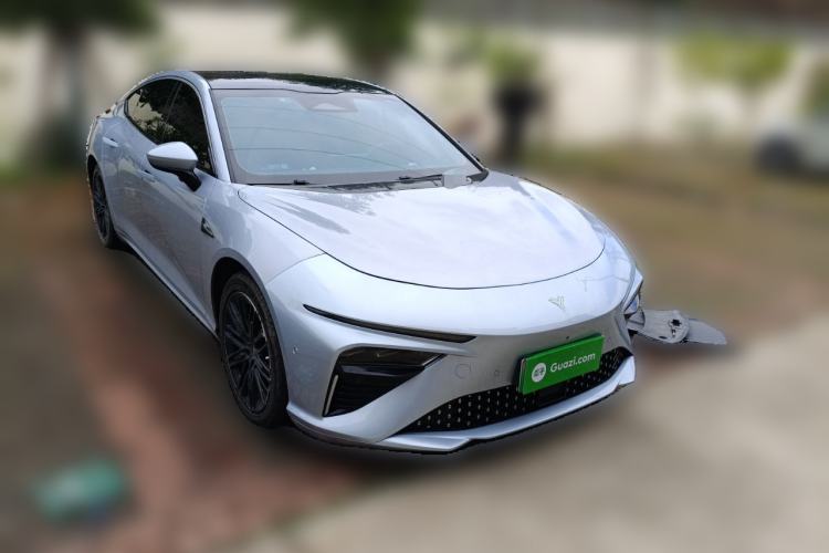 Used NETA S 2024 Range-Extended 1160 Edition Front Right 45 Deg