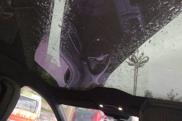 Used Xiaomi Auto SU7 2024 Four-Wheel Drive Ultra-Long Range Advanced Intelligent Driving Max Edition
