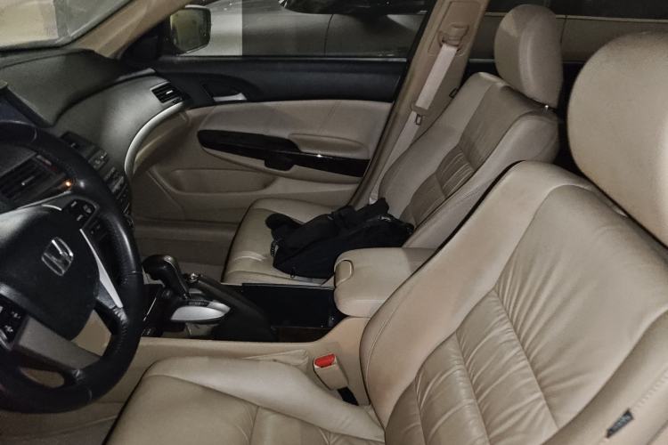 Used Honda Accord 2010 2.4L Millionth Anniversary Edition Left Front Seat