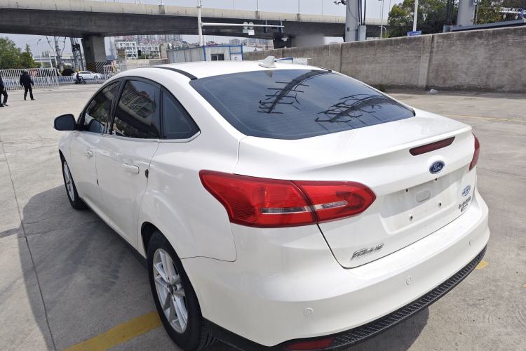 Used Ford Focus 2017 Sedan EcoBoost 180 Automatic Elite Model
