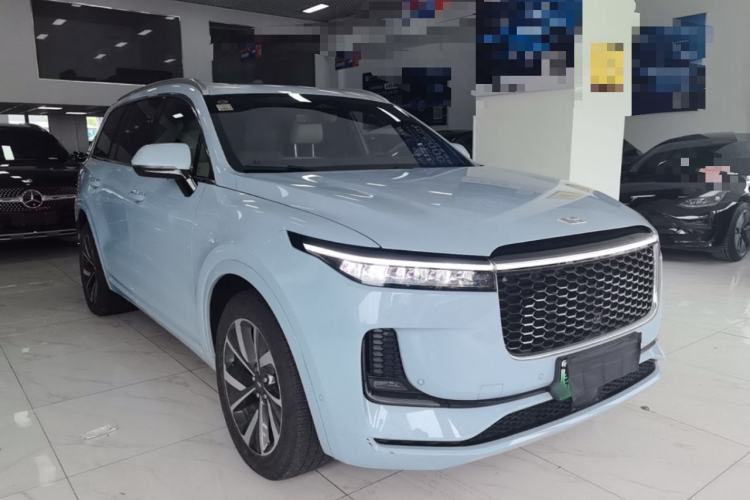 Used Li Auto ONE 2021 Extended-Range 6-Seater Version Front Right 45 Deg