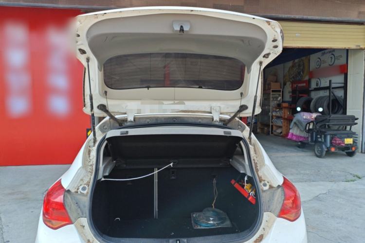 Used Buick GT 2014 XT 1.6L Manual Entry-Level Model
