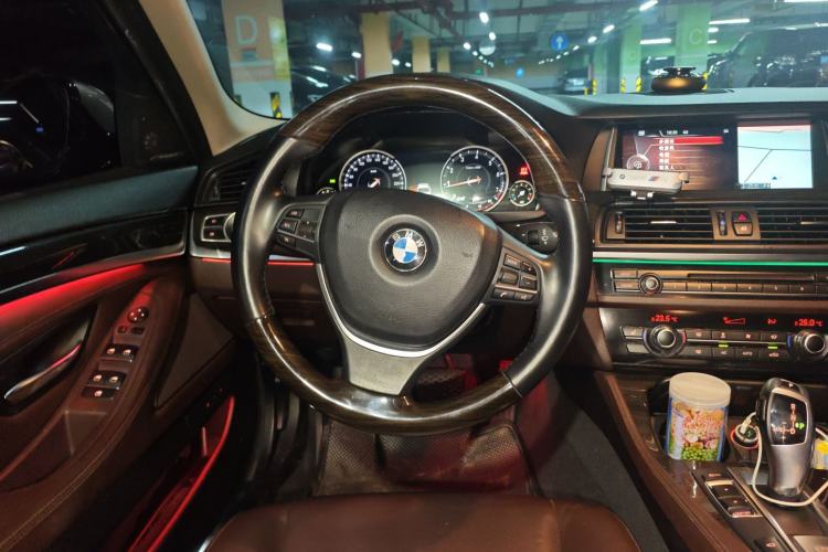 Used BMW 5 Series 2014 525Li Luxury Design Package