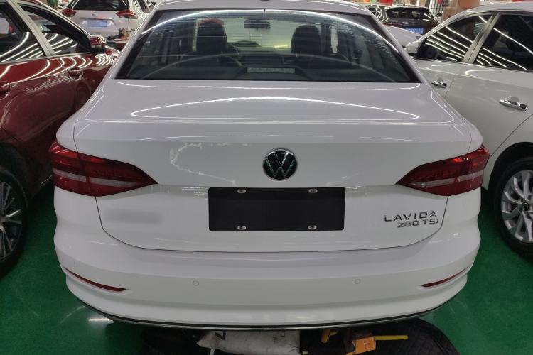 Used Volkswagen Lavida 2021 1.5L Automatic Comfort Edition