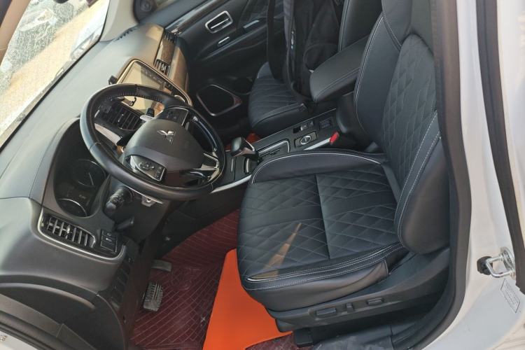 Used Mitsubishi Outlander 2020 2.4L 4x4 Zhi Xiang Edition 5 Seats