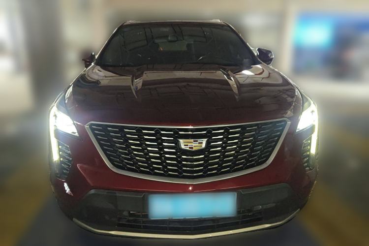 Used Cadillac XT4 2018 28T Two-Wheel-Drive Luxury Model Front