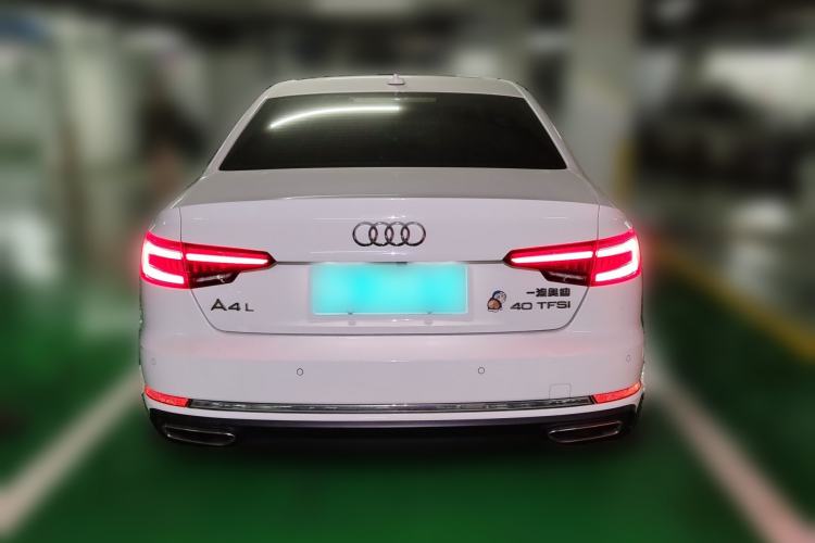 Used Audi A4L 2019 40 TFSI Ambition China VI Rear