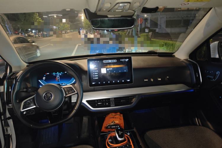 Used BYD Tang New Energy 2018 DM 2.0T All-Wheel Drive Smart Connectivity Luxury Model 7 Seats China V Emission Standard