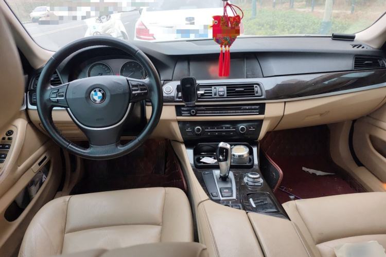 Used BMW 5 Series 2012 523Li Luxury Model
