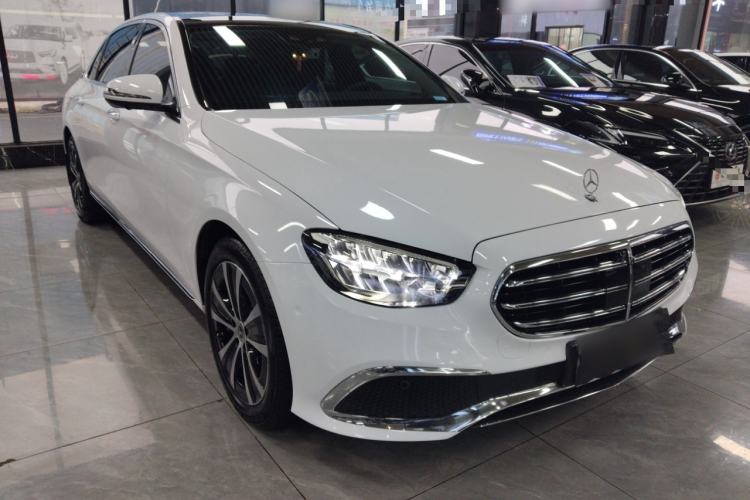 Used Mercedes-Benz E-Class New Energy 2022 Restyled E 350 e L Plug-in Hybrid Sedan Exterior 1