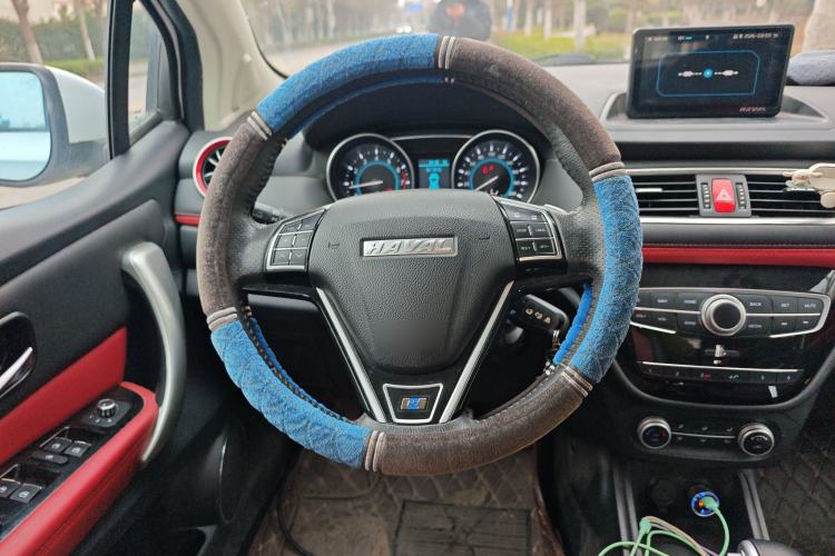 Used Haval H1 2016 Revised Version Blue Badge 1.5L AMT Luxury Edition