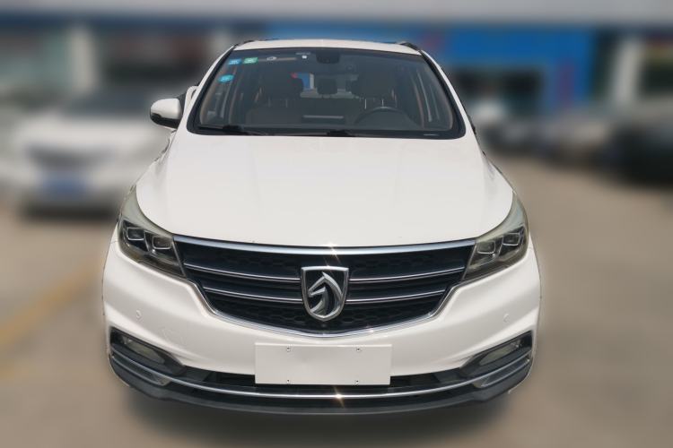Used Baojun 730 2017 1.8L iAMT Prestige Version 7 Seats Front