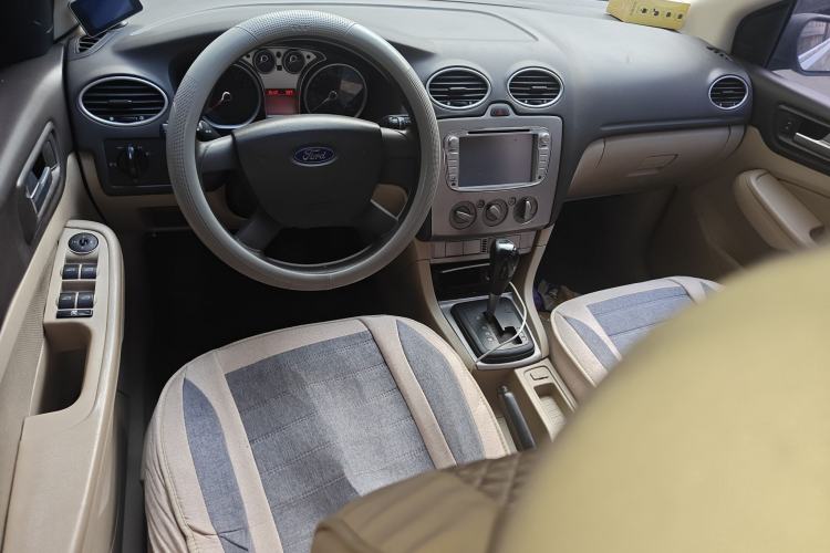 Used Ford Focus 2013 Sedan Classic 1.8L Automatic Base Model
