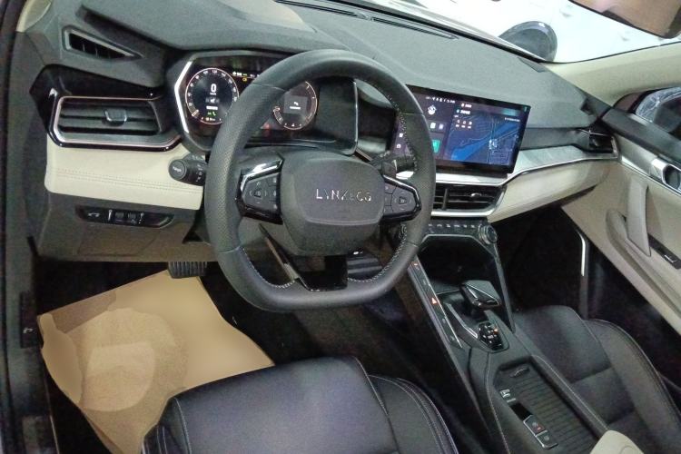 Used Lynk & Co 06 2023 Remix 1.5T Shero