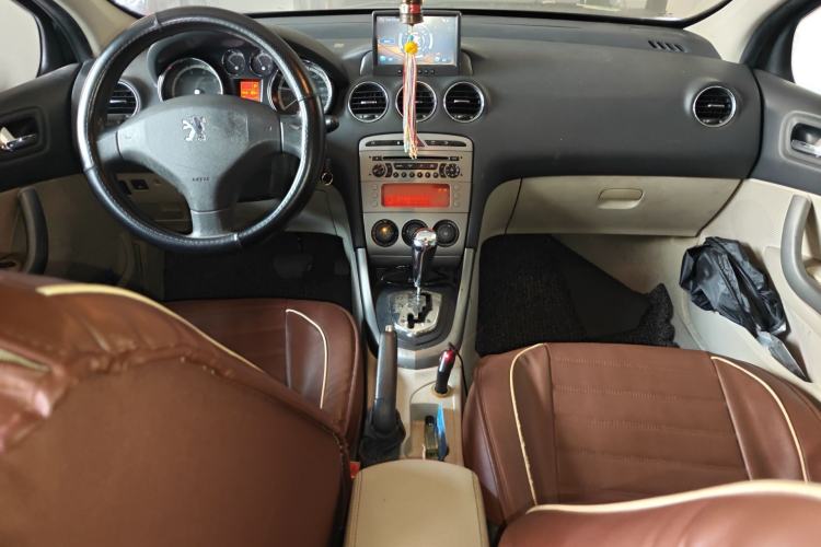 Used Peugeot 408 2011 1.6L Automatic Comfort Edition
