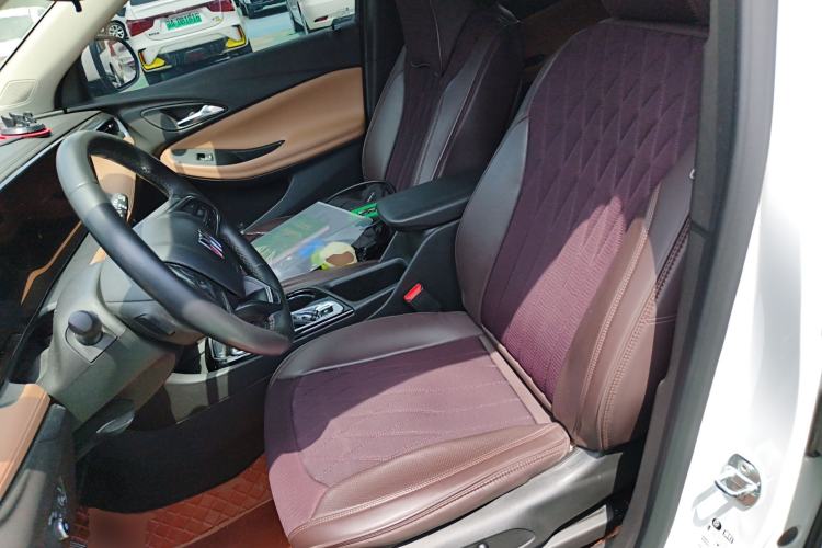 Used Buick Encore PLUS 2023 Smart Fun Edition
