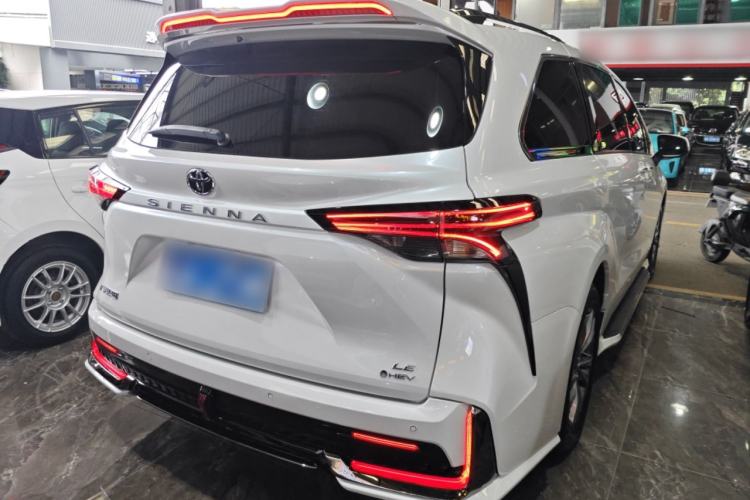 Used Toyota SIENNA 2024 2.5L Hybrid Comfort Edition