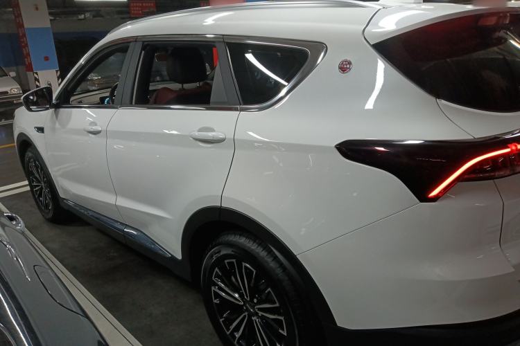 Used JETOUR X70 PLUS 2023 1.5T Manual Self-Reliant 7-Seater