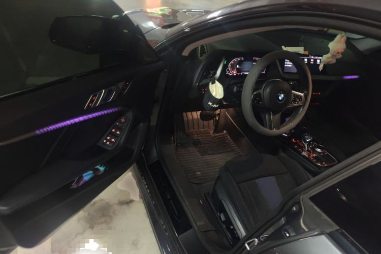 Used BMW 2 Series 2021 225i Four-Door Coupe M Sport Night Edition Driver Seat