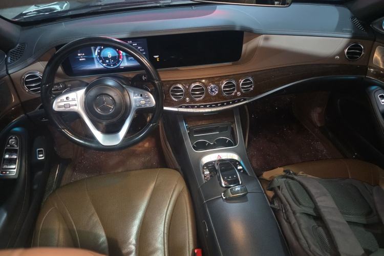 Used Mercedes-Benz S-Class 2018 S 320 L Center Console