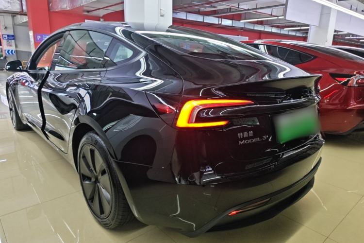 Used Tesla Model 3 2025 Long-Range All-Wheel-Drive Version
