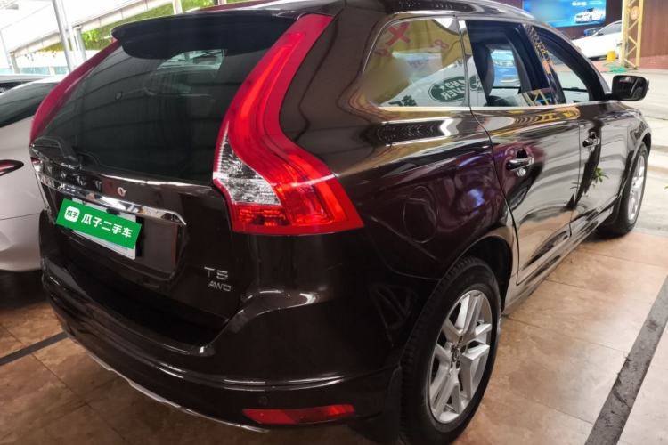 Used Volvo XC60 2017 T5 AWD Smart Upgrade Model