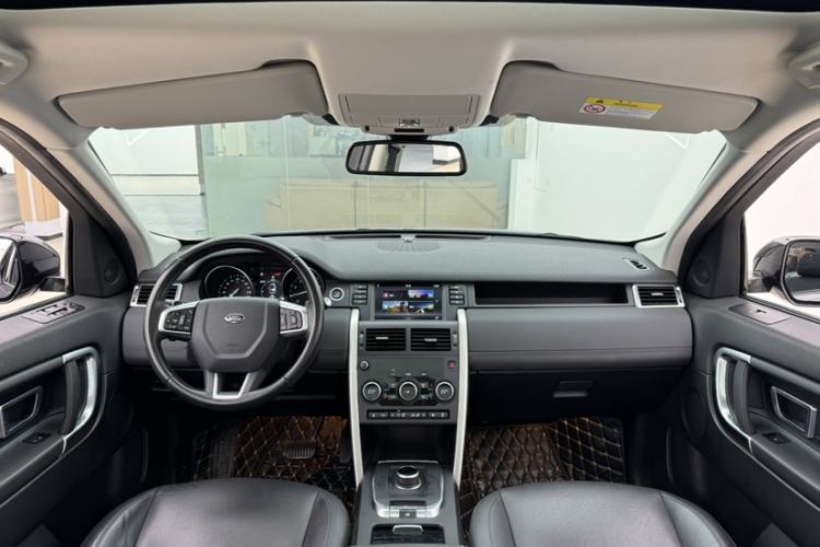 Used Land Rover Discovery Sport 2019 240 PS SE Version China VI Standard