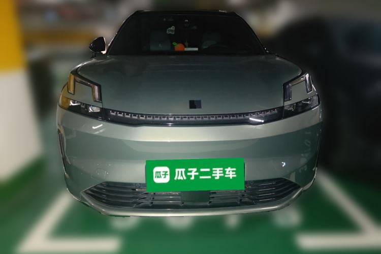 Used Lynk & Co 08 EM-P 2025 220 km All-Wheel-Drive Performance Halo
