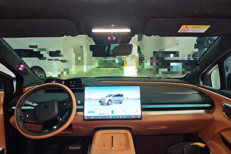 Used Hyptec HL 2025 700 Ultra Six-Seater All-Wheel-Drive LiDAR Version